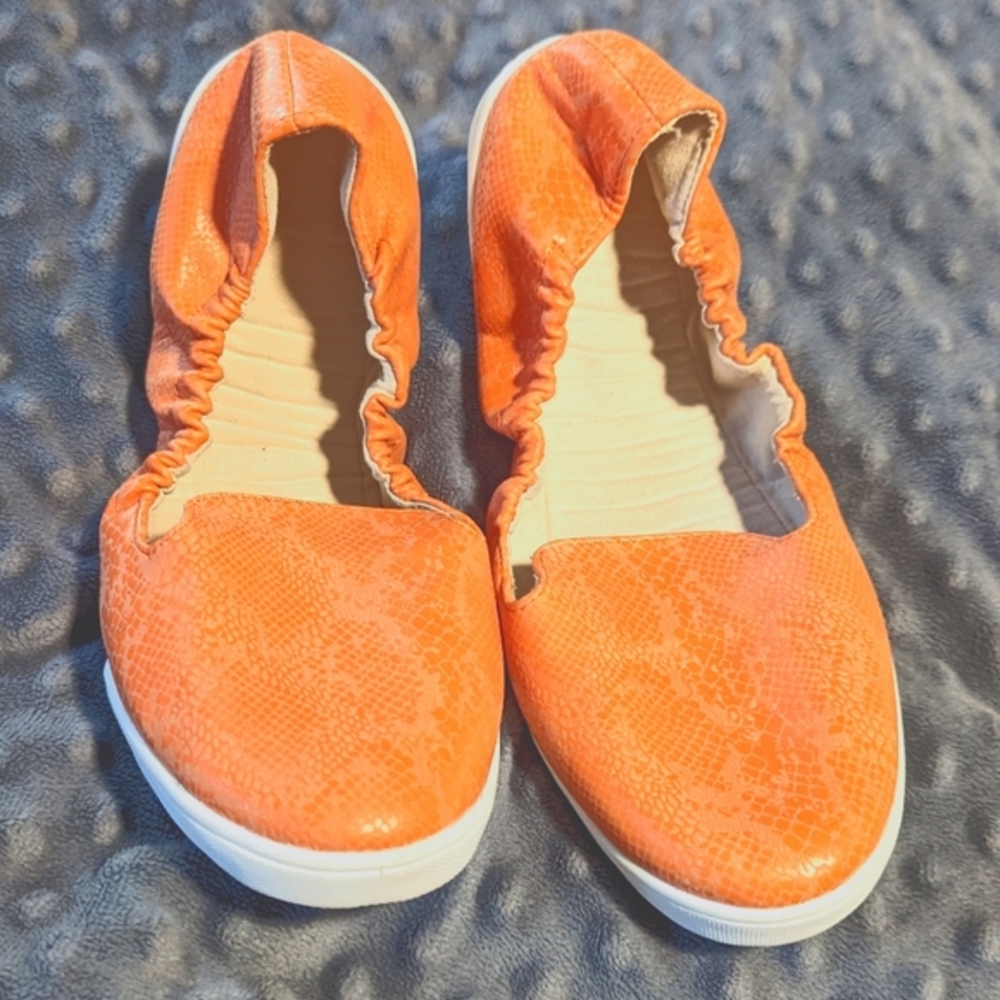 EUC Kruzers by Fitkicks foldable street sneakers size M